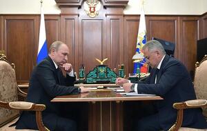 Путин поручил Шойгу выехать в Североморск