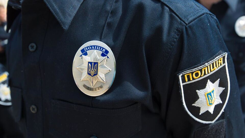 Поліція перевіряє інформацію про можливий постріл в автобус