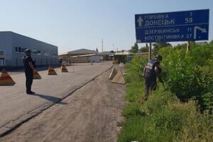 На території пункту пропуску "Майорське" шукають вибухівку