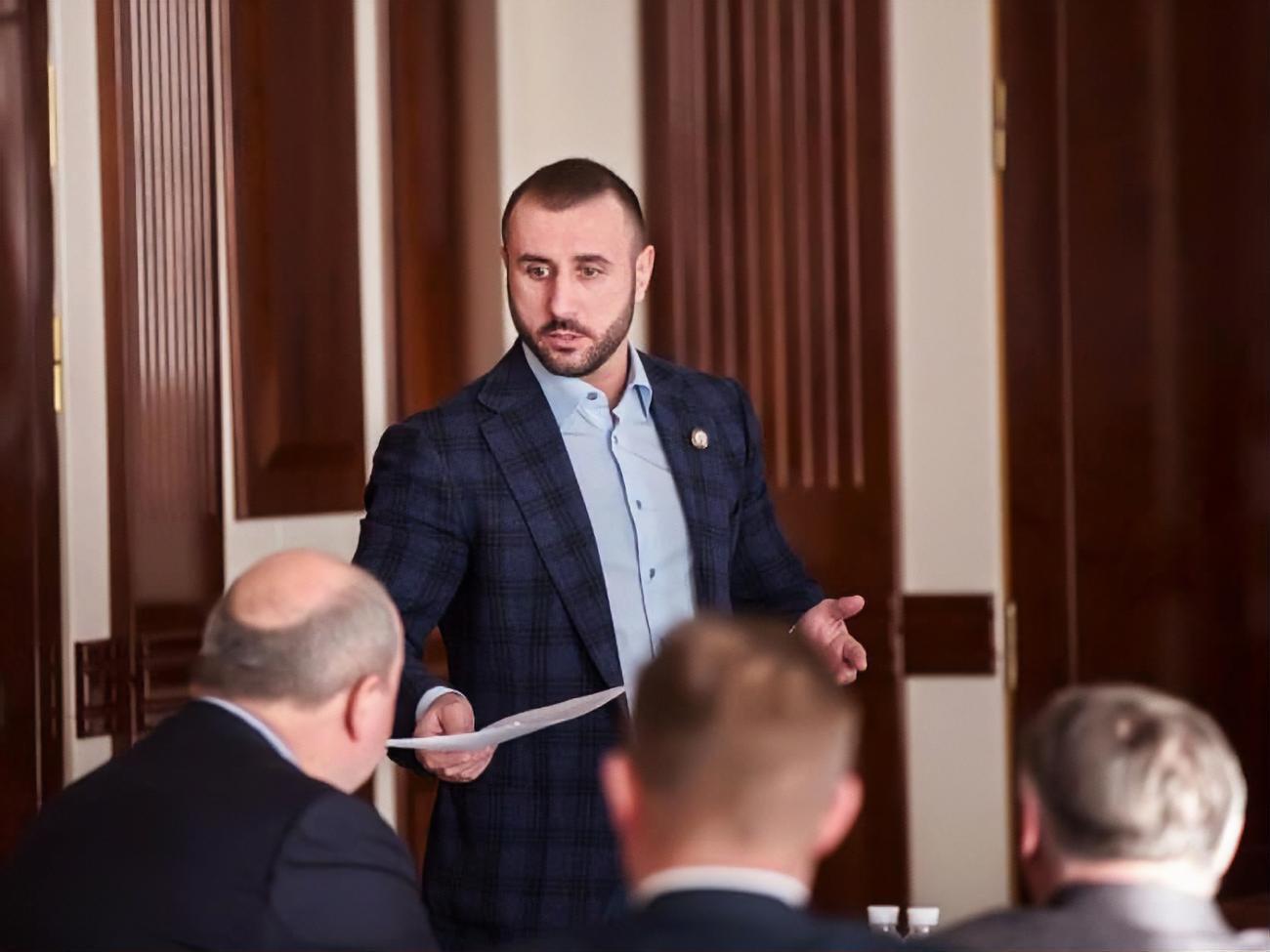 Сергей Рыбалка: Они пытаются заменить системного администратора, отвечающего за передачу данных о голосовании в ЦИК. И они таки заменили его!