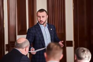 Сергей Рыбалка: Они пытаются заменить системного администратора, отвечающего за передачу данных о голосовании в ЦИК. И они таки заменили его!