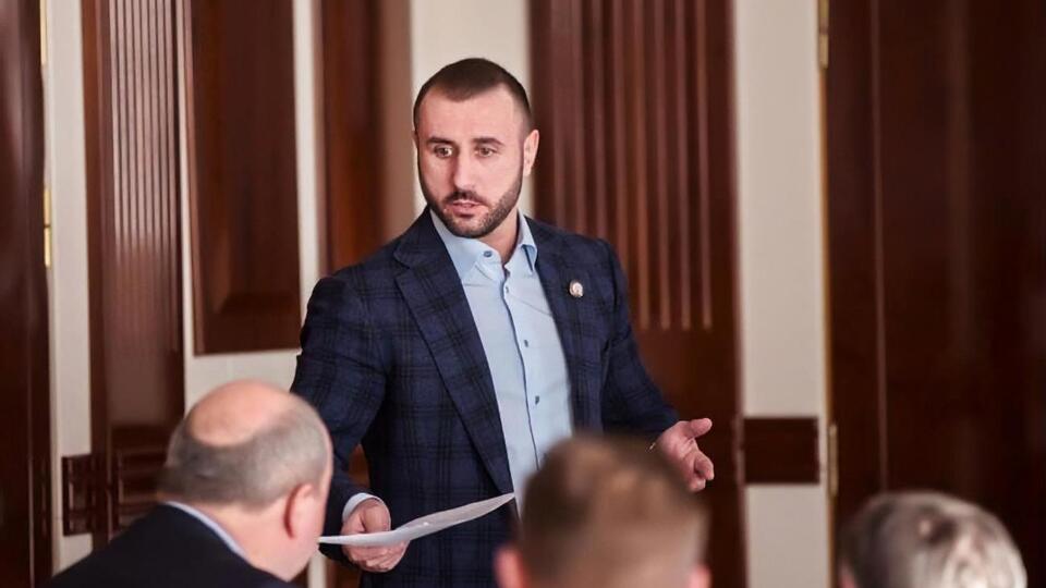 Сергей Рыбалка: Они пытаются заменить системного администратора, отвечающего за передачу данных о голосовании в ЦИК. И они таки заменили его!