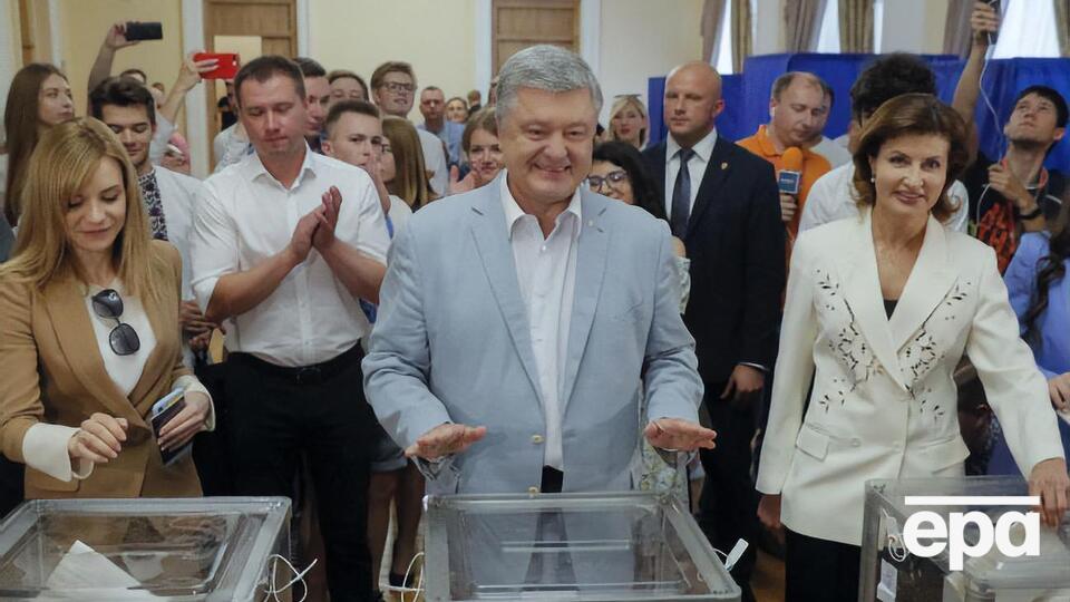 Порошенко: Я проголосував за ЄС, проголосував за НАТО