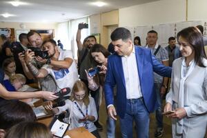 21 июля украинцы голосуют на внеочередных выборах в Верховную Раду