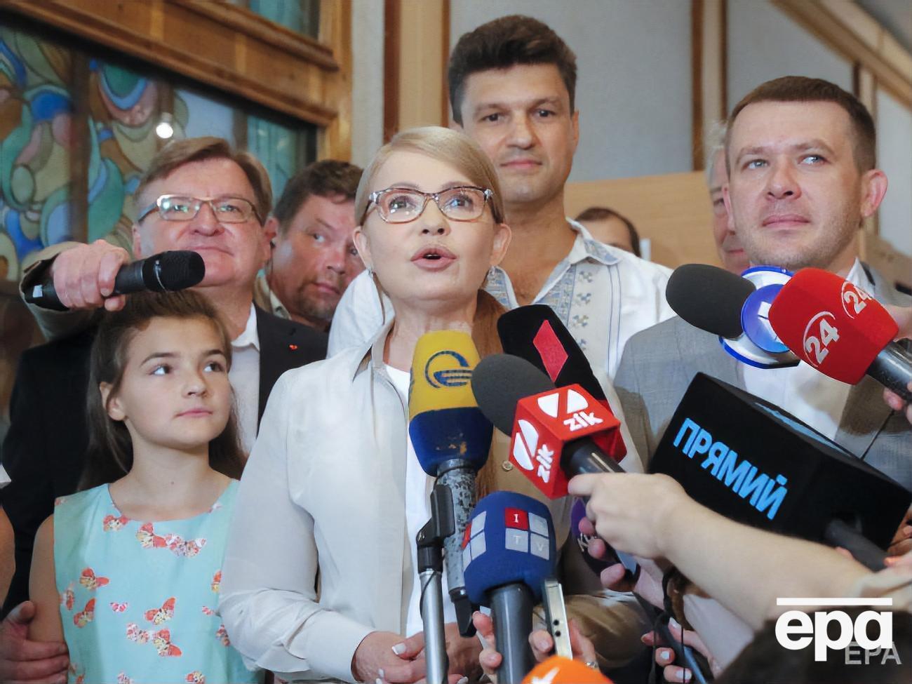 Тимошенко: Ми ні на які посади не претендуємо і будемо служити Україні, де б не були &ndash; в коаліції чи не в коаліції