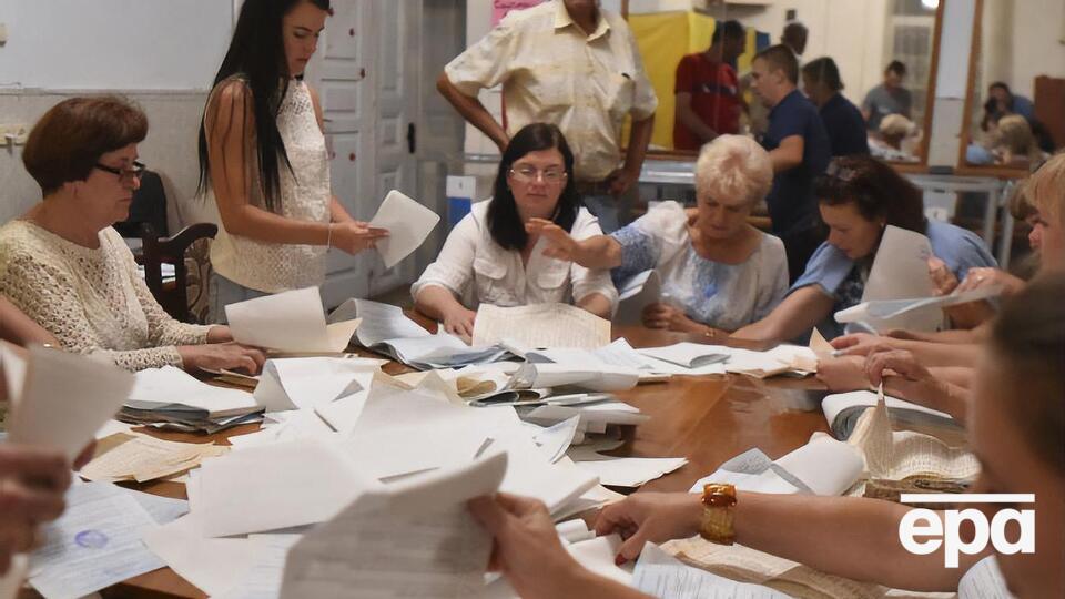 Вибори до парламенту відбувалися в Україні 21 липня