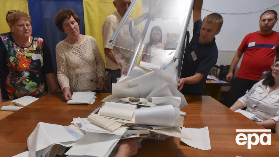 ЦВК оприлюднила перші дані підрахування голосів