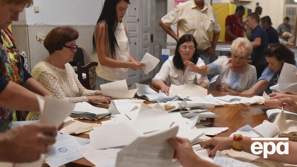 21 липня українці голосували на позачергових виборах до Верховної Ради