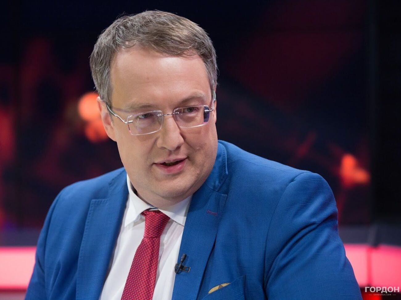 Победой на выборах важно уметь распорядиться. Политикам всегда нужно помнить: ничто не проходит так быстро, как молодость и высокий рейтинг
