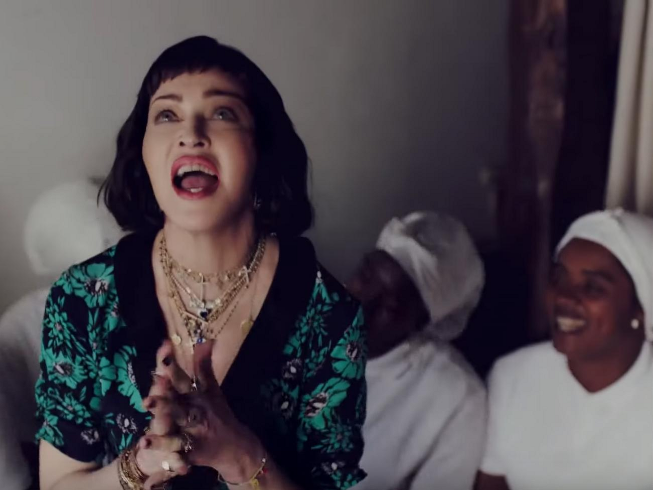 Мадонна зняла ролик за участю африканських жінок