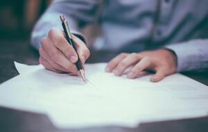 Во время обыска руководство компании передало силовикам все необходимые документы, сообщили в "Спецтехноэкспорте"