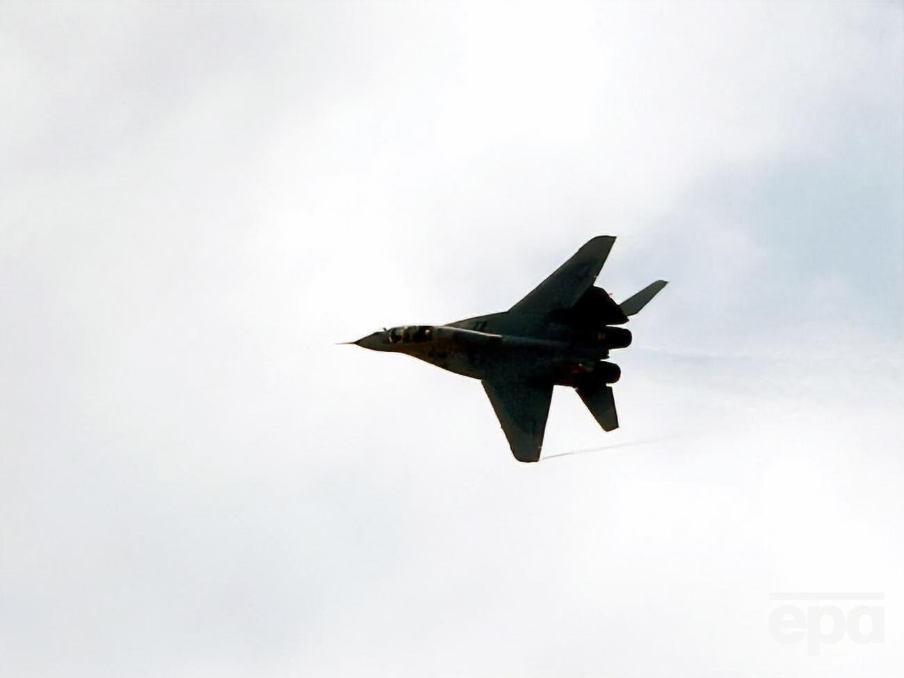 Самолет выполнял учебный полет