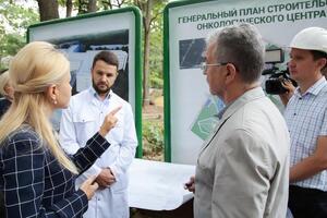 Юлія Світлична: Близько 70 тисяч жителів міста і області стоять на обліку в онкологічному центрі