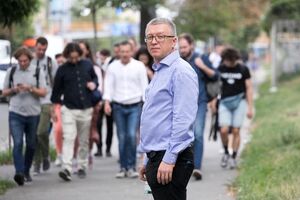 Майбутня коаліція і технократичний уряд можуть відкрити шлюзи для прямих інвестицій із-за кордону. Долар може провалитися до 20 грн/$