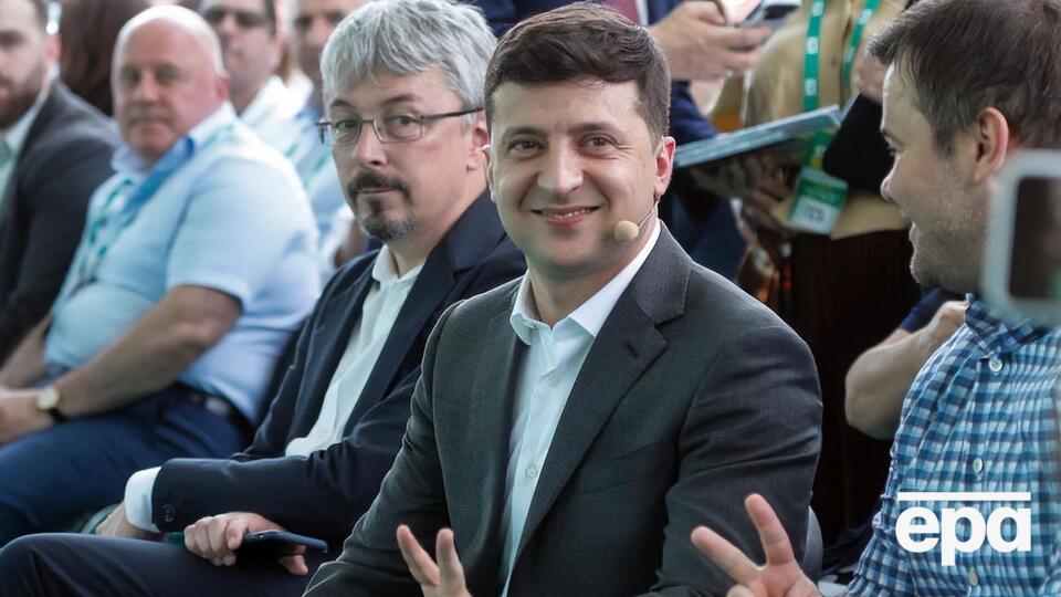 Зеленський зустрівся із членами "Слуги народу"