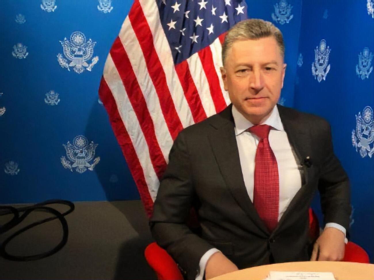 Волкер приехал в Украину