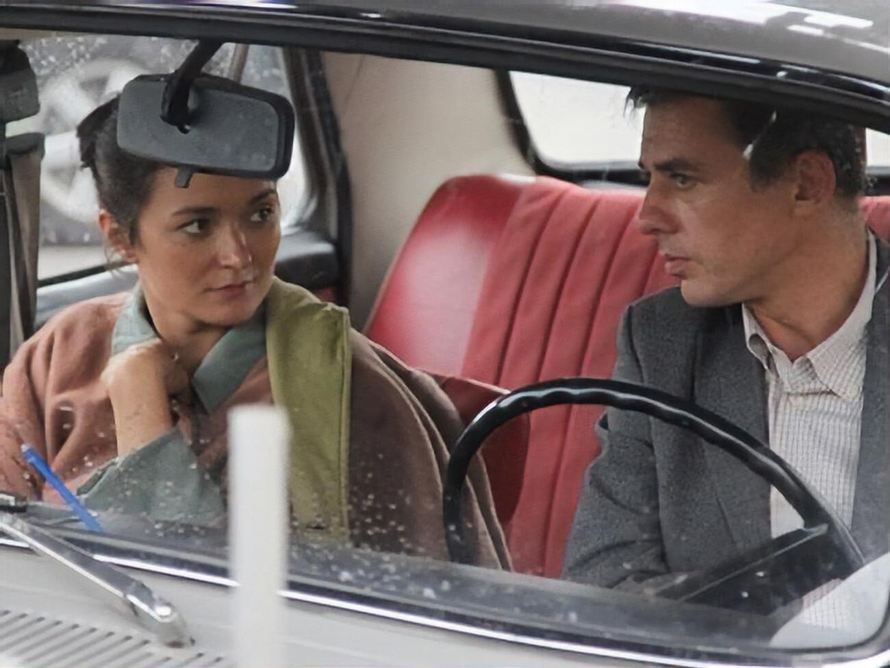 Главные роли исполнили Михалкова и Петренко