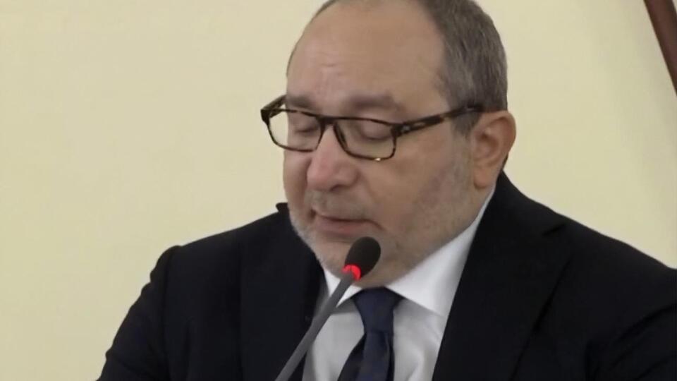 Кернес: Мені задають питання, як це відбувається в місті Харкові, що ми все робимо для людей, багато чого хорошого, красивого, а Черняк на сесії міськради каже, що ми тупі