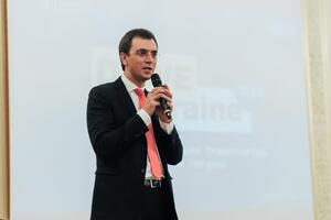 Омелян: Уже полностью подготовлено проектное предложение по Hyperloop