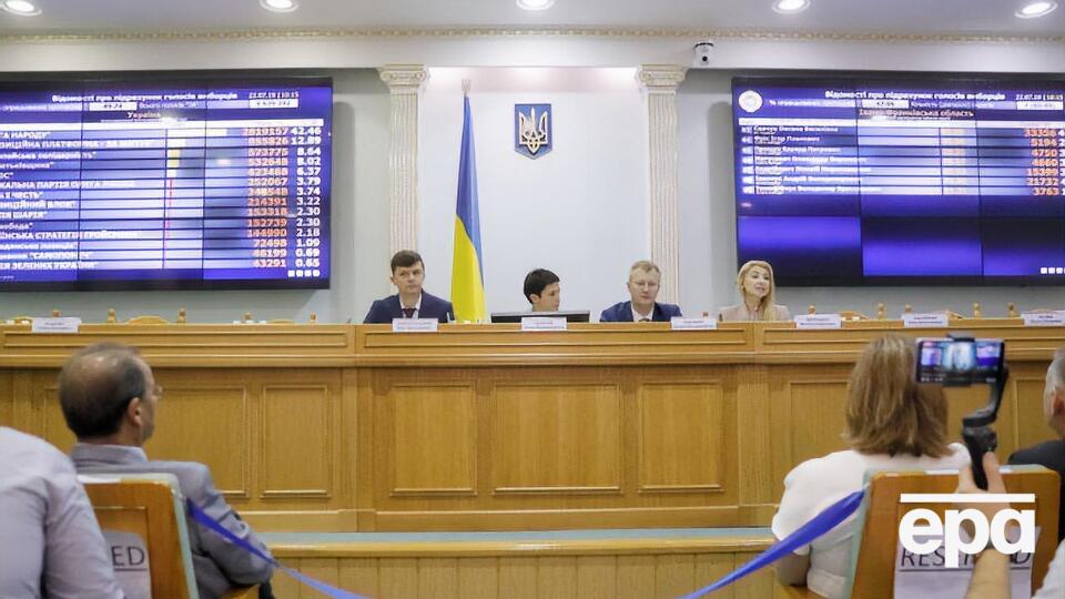 По данным ЦИК, явка на выборах 21 июля составила 49,84%