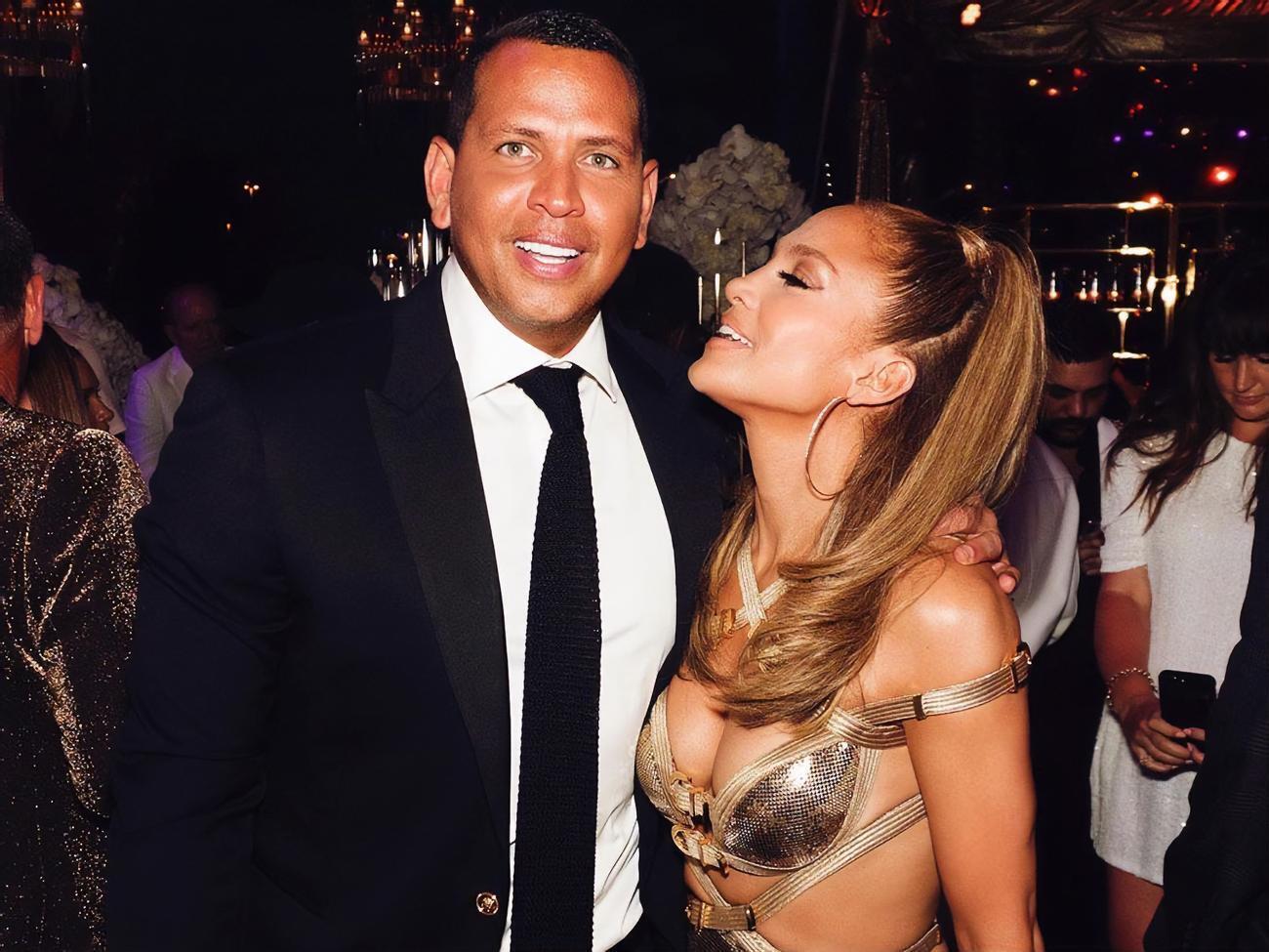 Лопес супроводжував наречений, Родрігес