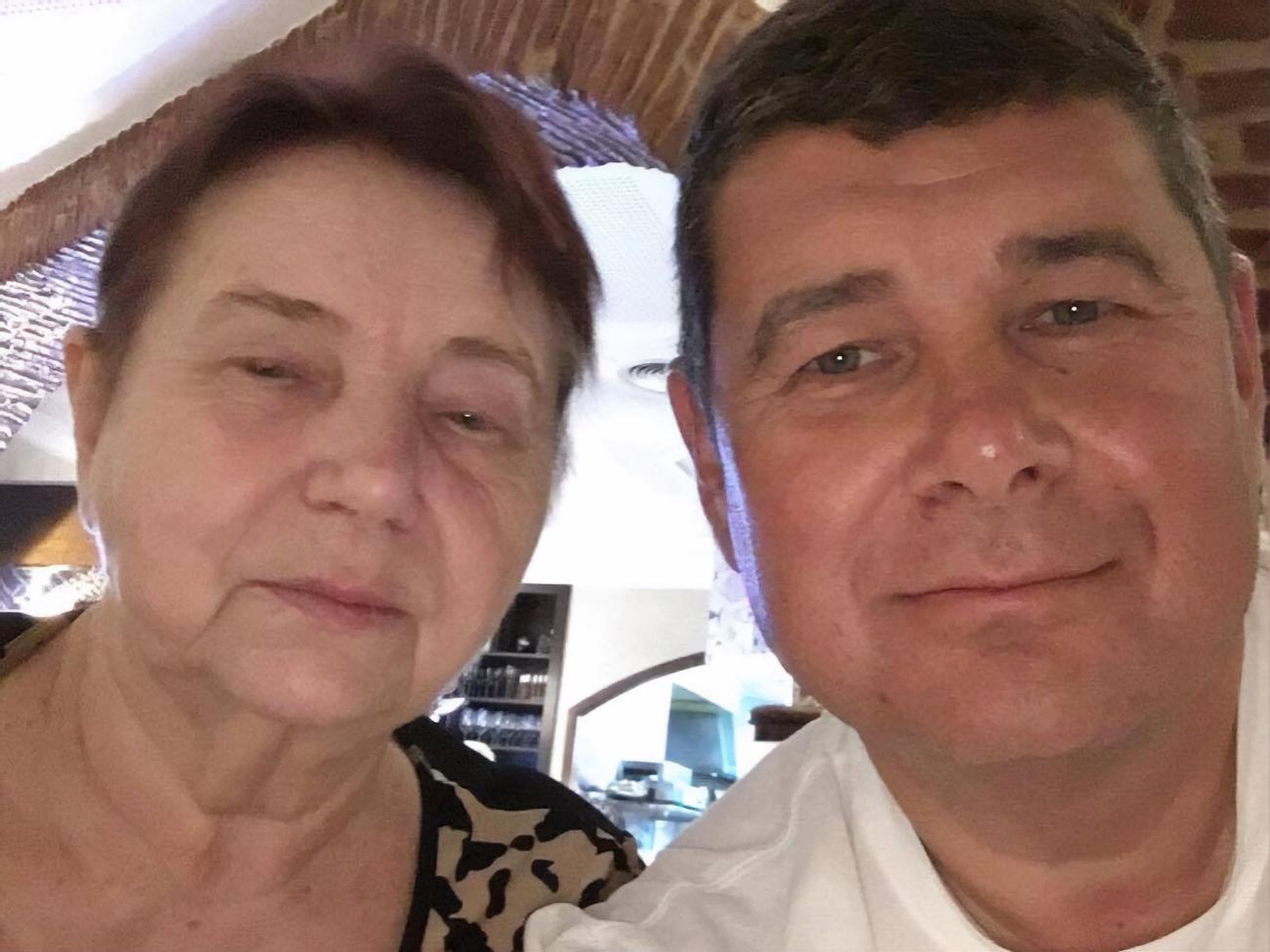 Онищенка й Кадирову було оголошено в розшук