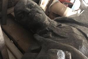 Памятник находится в Желтых Водах