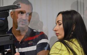 Головин должен сдать загранпаспорта