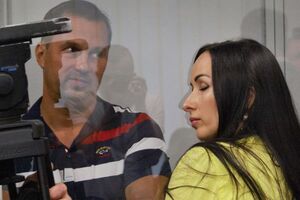 Головін має здати закордонні паспорти