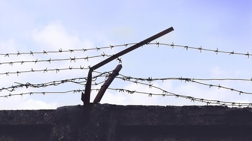 Существующий в Крыму изолятор переполнен