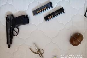 Сьогодні поліцейські проводили обшуки