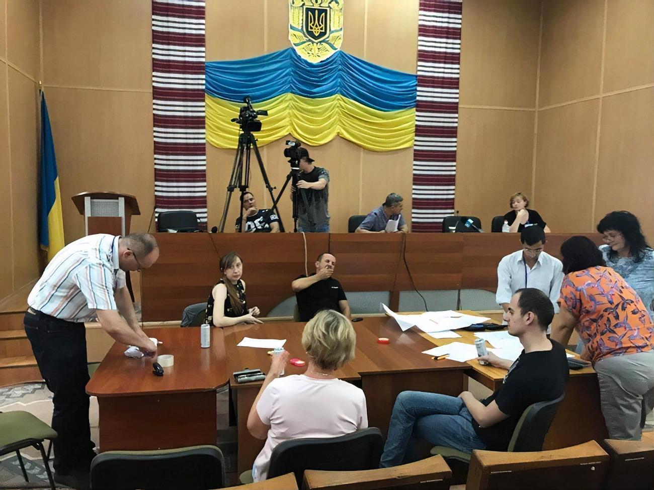 В заседании окружной комиссии объявлен перерыв до 29 июля