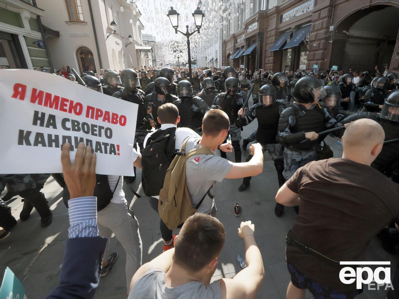 Цимбалюк уважає, що в Москві масово порушують права російськомовних громадян, але Кремль це не хвилює