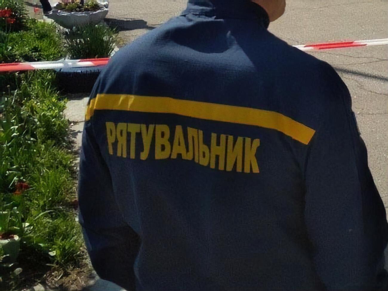 Рятувальники вживають заходів для ліквідації наслідків негоди