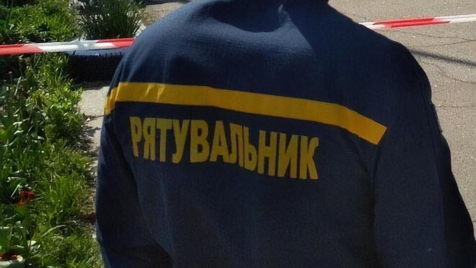 Рятувальники вживають заходів для ліквідації наслідків негоди