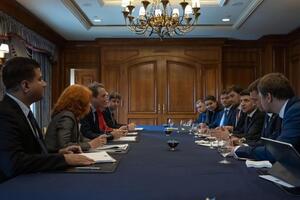 Зеленский встретился в Торонто с представителями Мирового банка