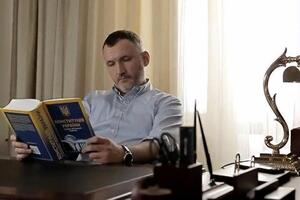 Кузьміна зареєстровано кандидатом від партії "Опозиційна платформа – За життя" під номером 35