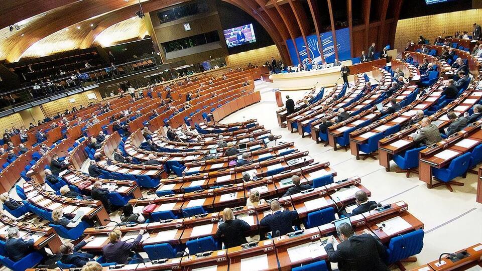 ПАСЕ 25–26 июня позволила делегации России вернуться к полноценной работе, это вызвало протесты украинских депутатов