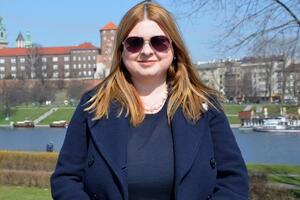 Гандзюк облили серной кислотой утром 31 июля 2018 года, 4 ноября она умерла