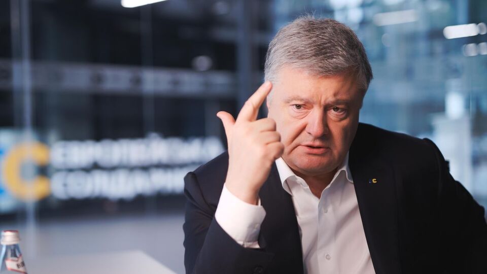 Порошенко: Меня удивило, что у нас каждый шаг, который защищен законом о тайне следствия, раскрывается