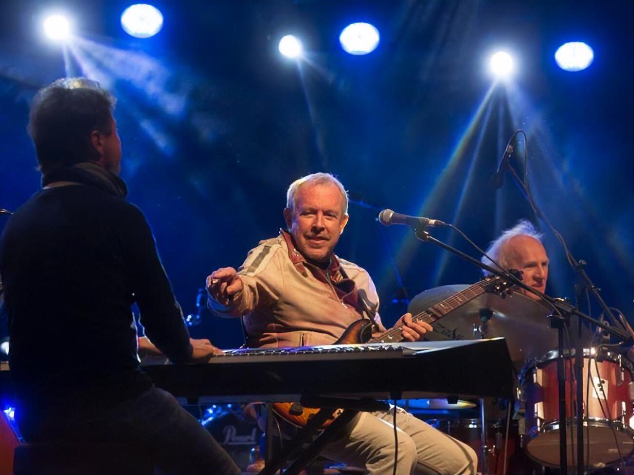 Макаревич написал новую песню