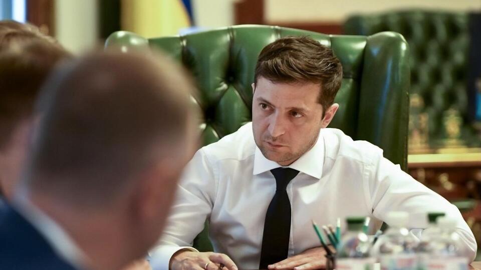 Зеленский (на фото) и Лукашенко говорили по телефону