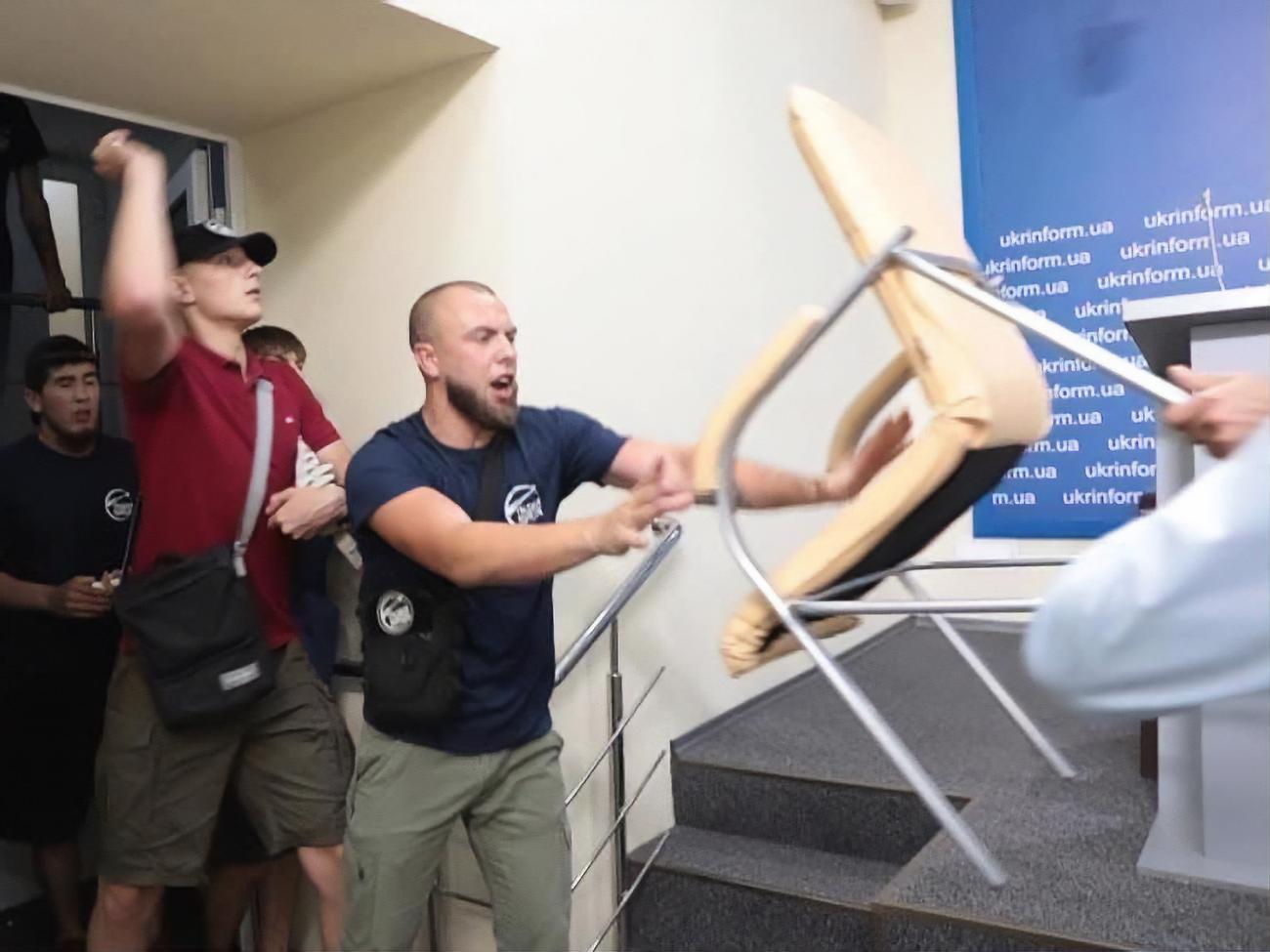 Заподіяний збиток оцінюють у кілька десятків тисяч гривень, повідомили в "Укрінформі"