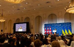 Представители гражданского общества и эксперты подготовили "Принципы Торонто" – документ с оценками перспектив реформ в Украине – и презентовали его на конференции в Канаде