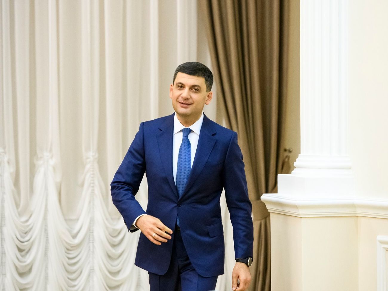 Гройсман підкреслив, що скасувати закон про люстрацію неприпустимо