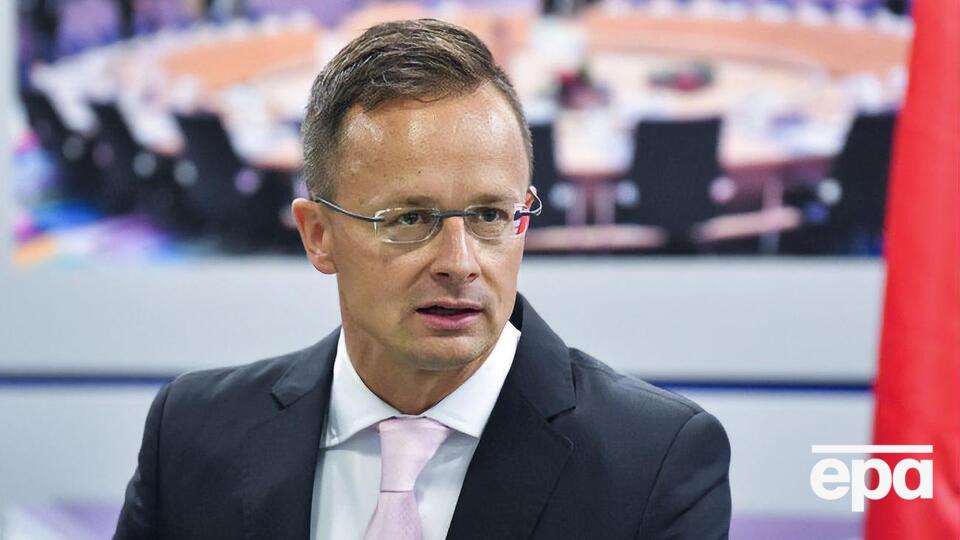 Сіярто розкритикував українські закони про освіту та про функціонування української мови як державної
