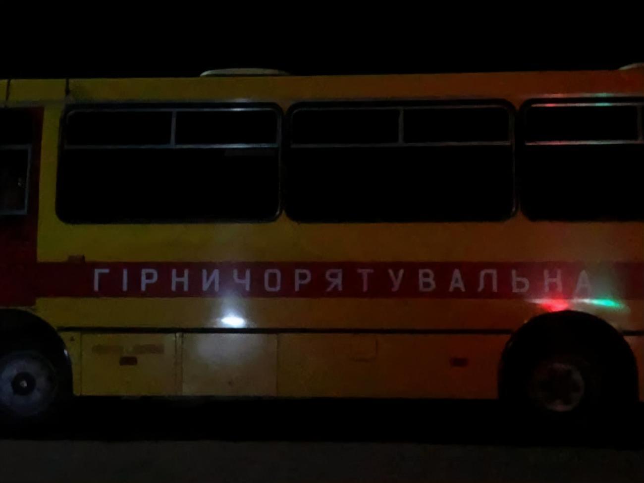 Медики гірничорятувального загону рекомендували дев'ятьом шахтарям піднятися на поверхню