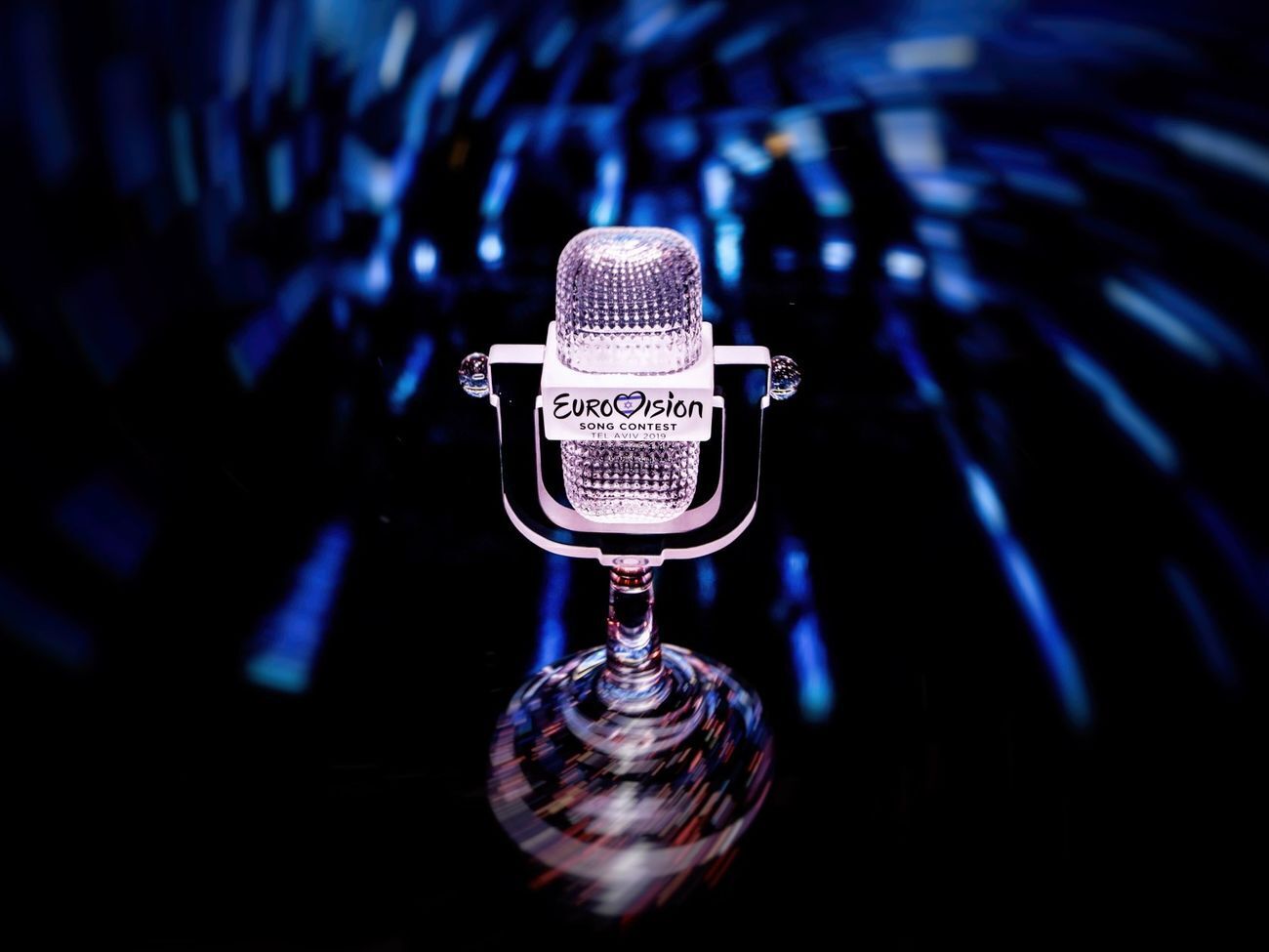 "Евровидение 2019" выиграл певец из Нидерландов, поэтому следующий конкурс должен пройти в этой стране