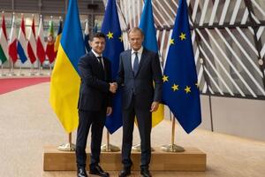 Зеленський і Туск мають намір відвідати Станицю Луганську й поспілкуватися з місцевими жителями