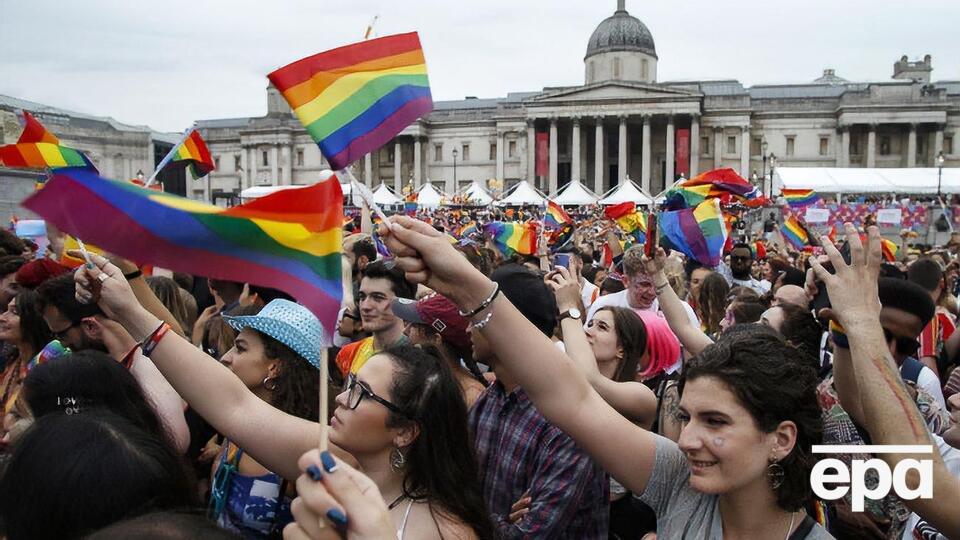 ЛГБТ-прайд был посвящен событиям 50-летней давности в США